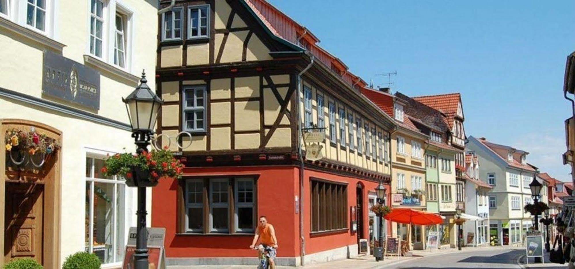 Muehlhaeuser Hof Und Stadtmauer Мюльхаузен Экстерьер фото